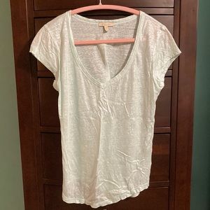 Anthropologie Bordeaux Light Green Short Sleeve V Neck Tee M